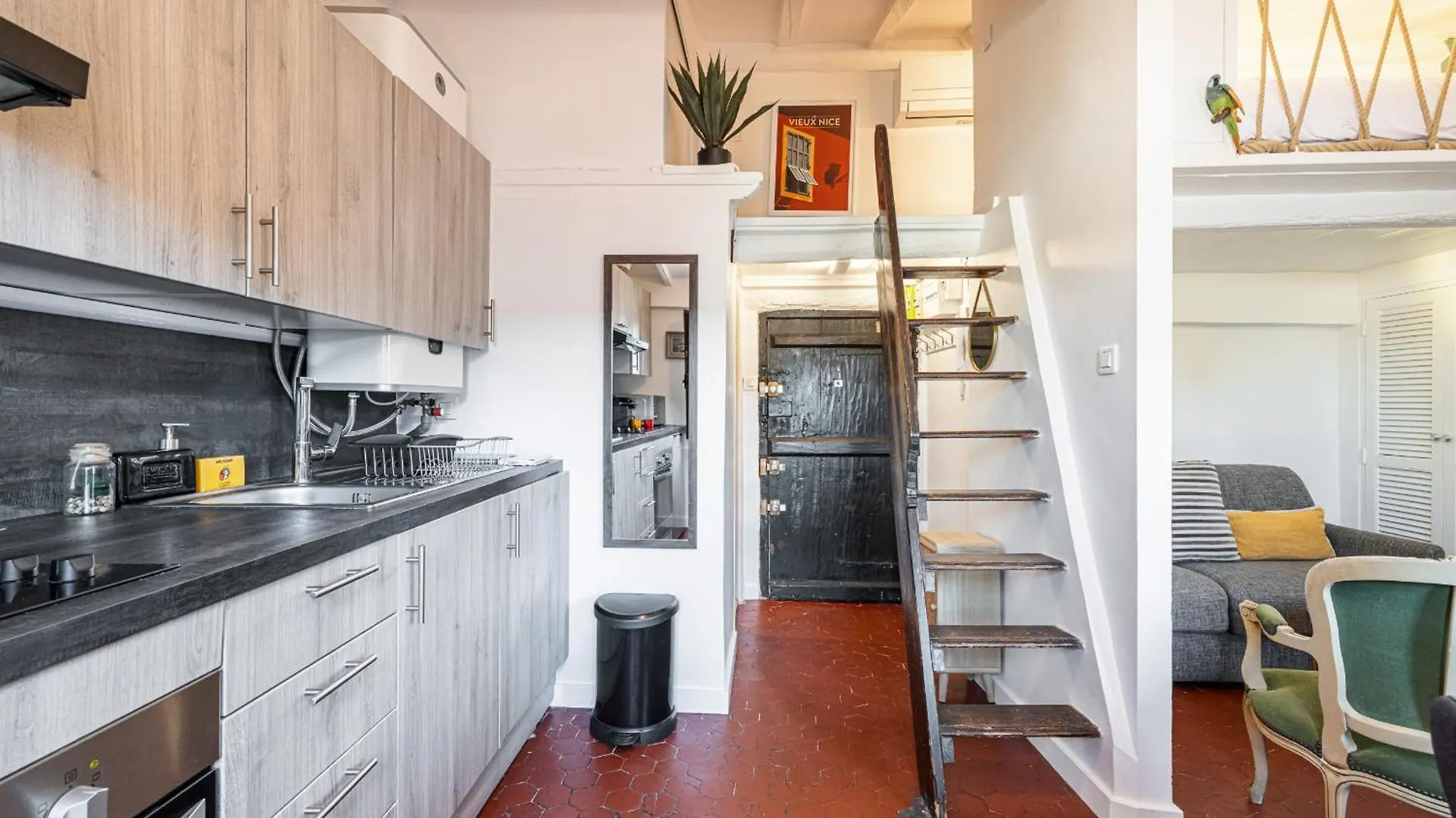 Charming Apartment Old Town Nice
